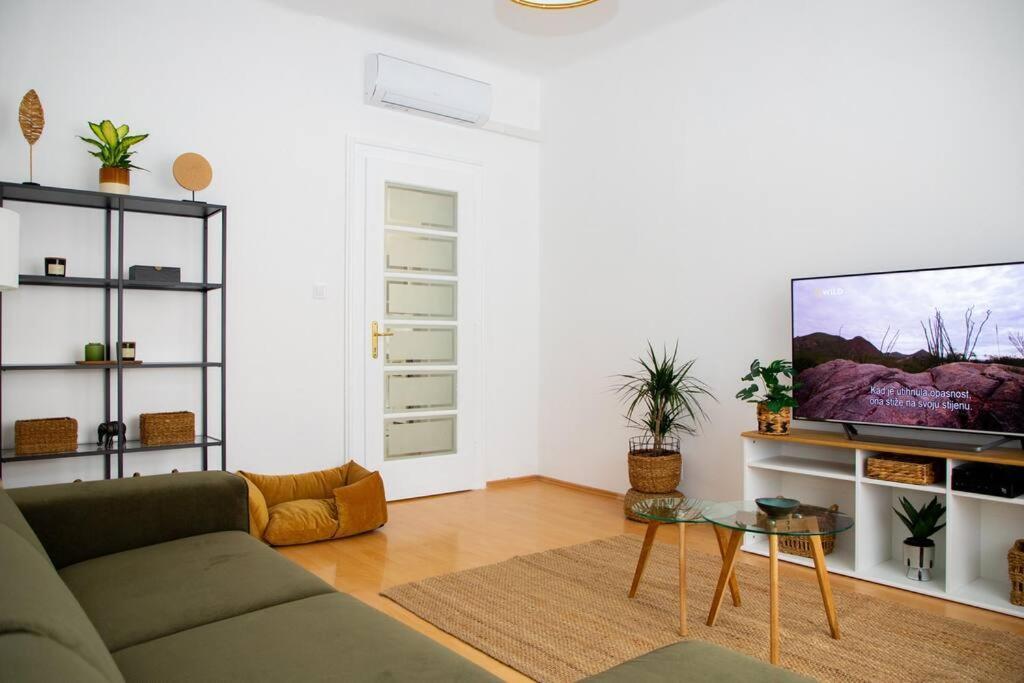 Brand New City Center Apartment Nostalgija Split Ngoại thất bức ảnh