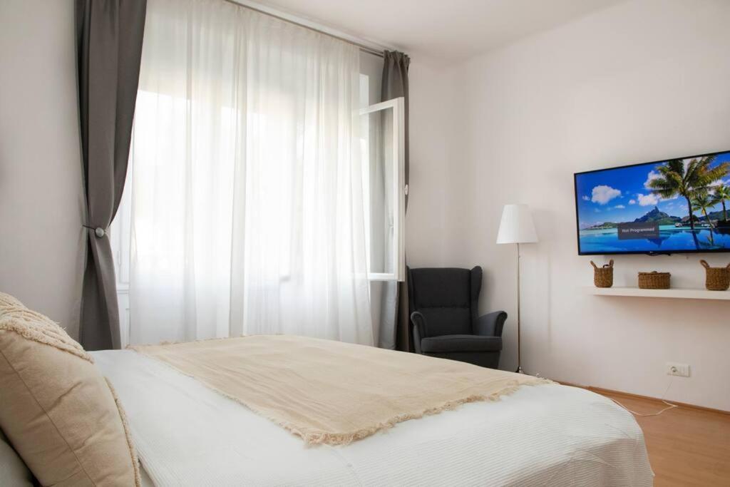 Brand New City Center Apartment Nostalgija Split Ngoại thất bức ảnh