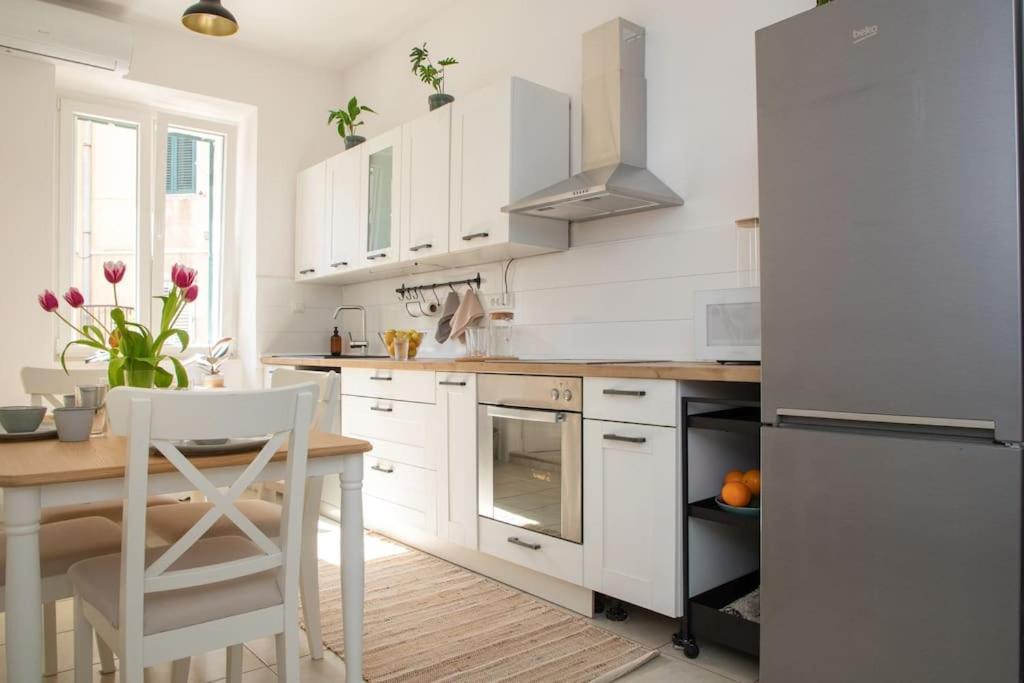 Brand New City Center Apartment Nostalgija Split Ngoại thất bức ảnh