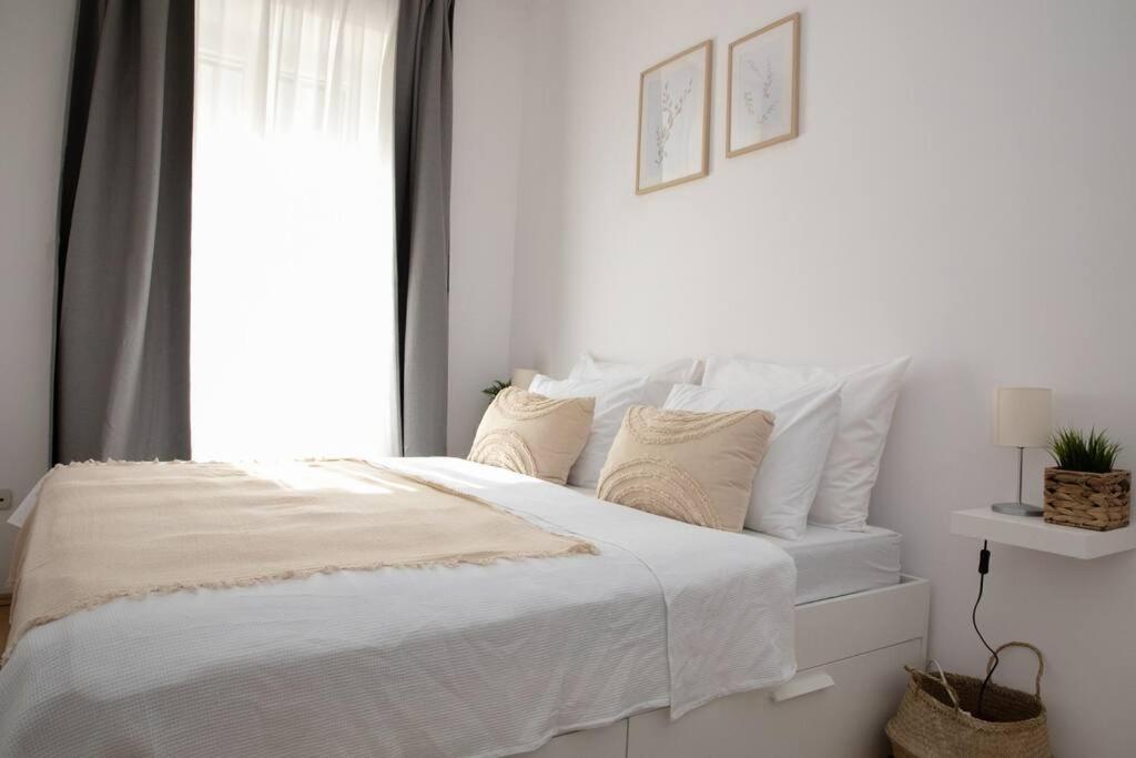 Brand New City Center Apartment Nostalgija Split Ngoại thất bức ảnh