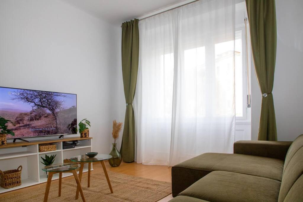 Brand New City Center Apartment Nostalgija Split Ngoại thất bức ảnh